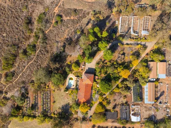 30016 Disney Ln, Vista, CA 92084