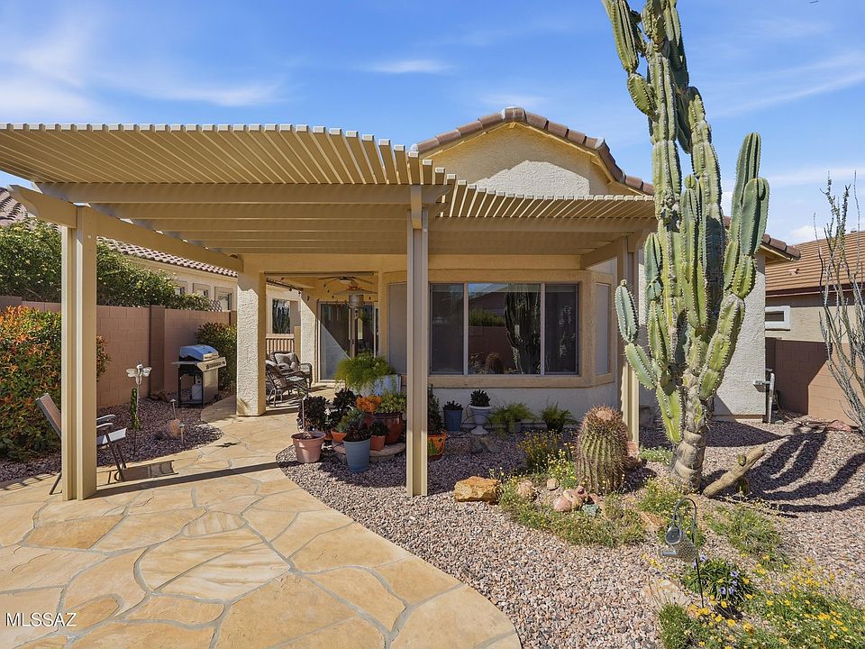 1st image of 553 W Calle Media Luz