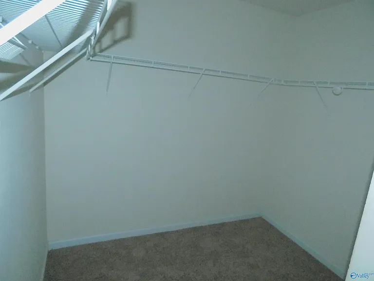 130 Lockport Dr — Photo 17