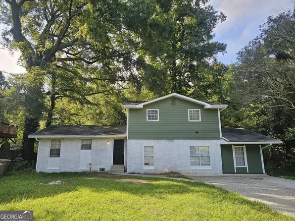 745 S Carter Dr, Jonesboro, GA 30236