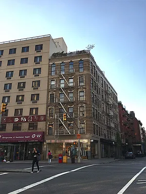 Sold by Corcoran | media 19