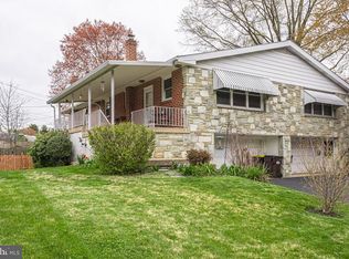 36 Oakland Ave, Lansdale, PA 19446