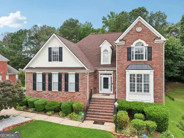 3223 Thornecreek Dr, Douglasville, GA 30135