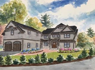 97 Beacon St, Marblehead, MA 01945