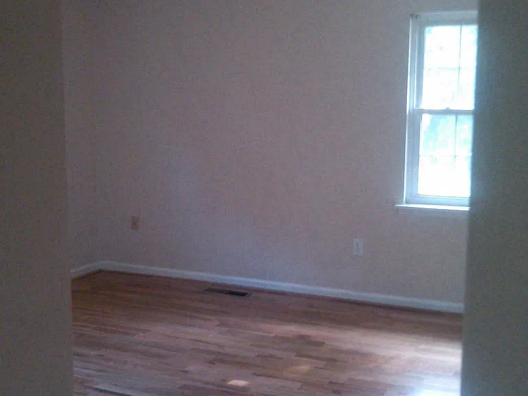 4335 Lela Ave NE #4 — Photo 3