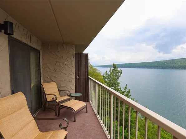 167 Cliffside Dr, Canandaigua, NY 14424