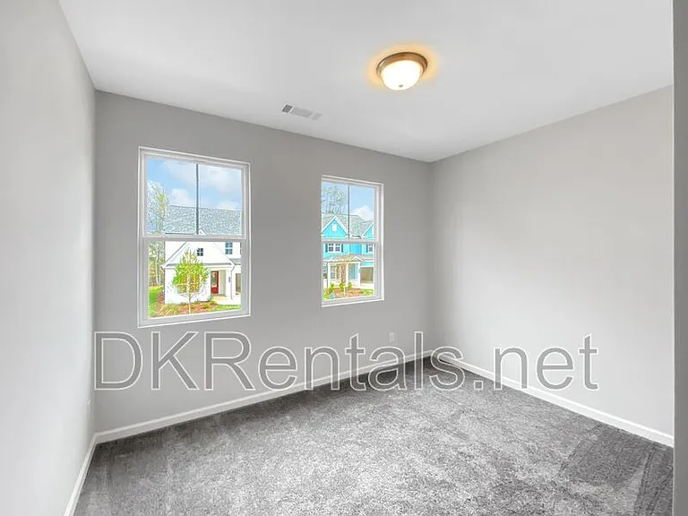 245 Birchwood Row — Photo 21