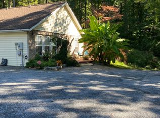 806 Old Fort Rd, Fairview, NC 28730