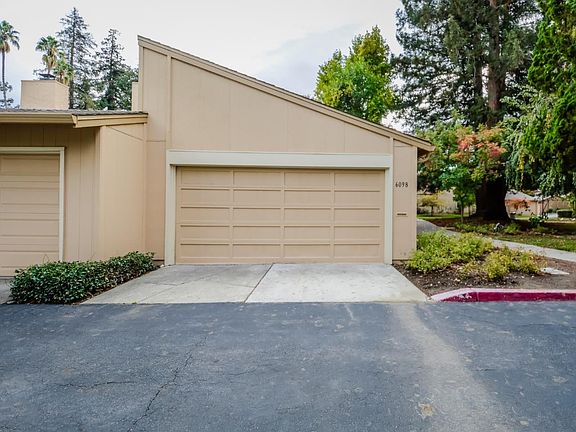 3rd image of 6098 Elmbridge Dr
