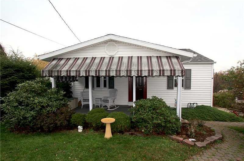 1st image of 2035 Leo St
