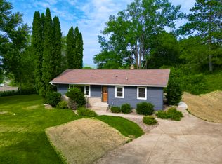 N3768 Kleinsmith Rd, La Crosse, WI 54601