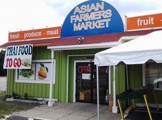 913 Foxon Rd, East Haven, CT 06513