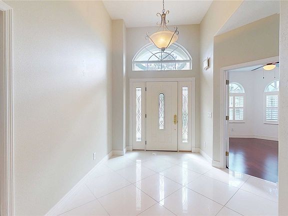 4th image of 2025 N Gibson Point