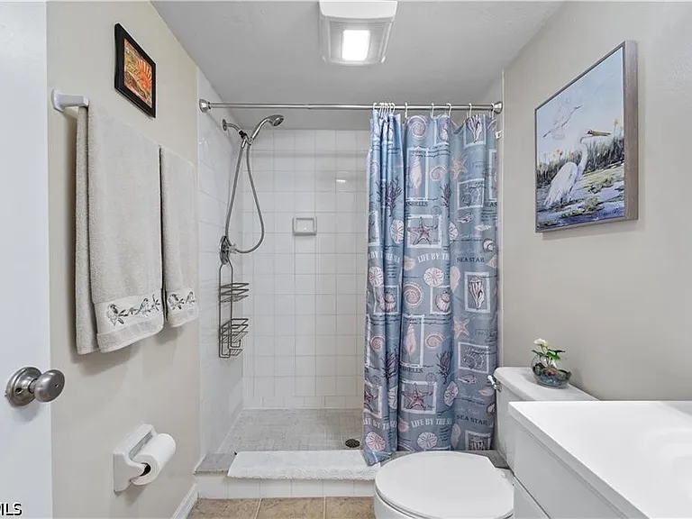 8565 Charter Club Cir #6 — Photo 18