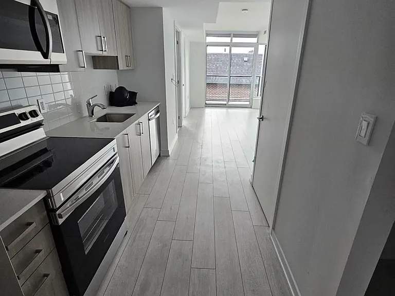 556 Marlee Ave #328 — Photo 3