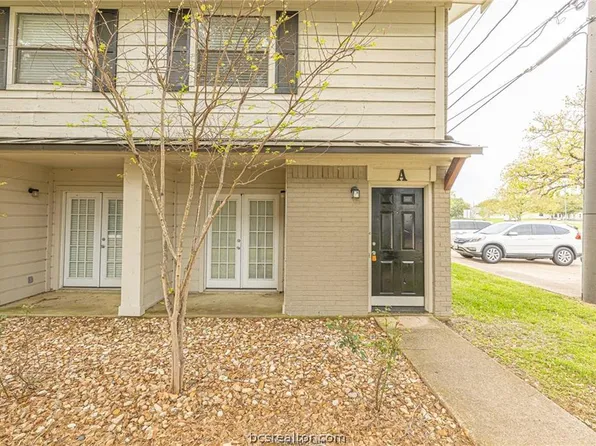 1401 Airline Dr APT A, College Station, TX 77845