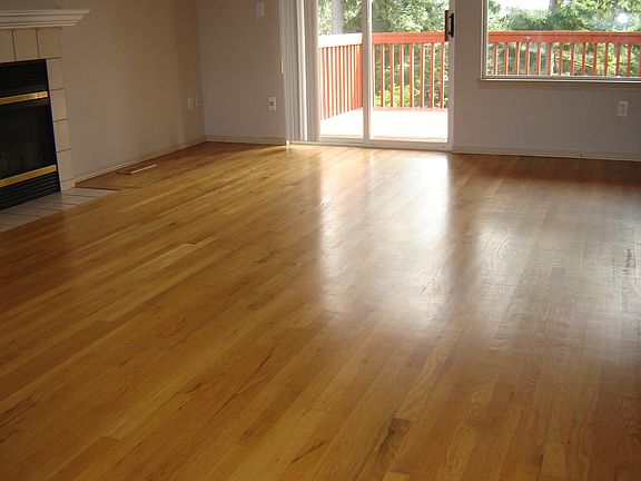4th image of 1910 135th Street Ct E
