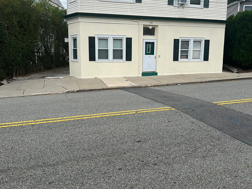 148 Central Ave #S2