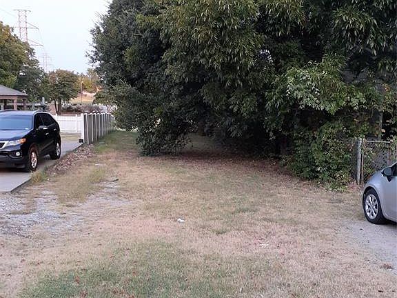 5th image of 419 Maxwell Ave Lot 2
