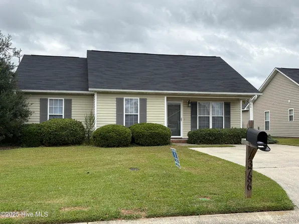3786 Dover Drive, Ayden, NC 28513