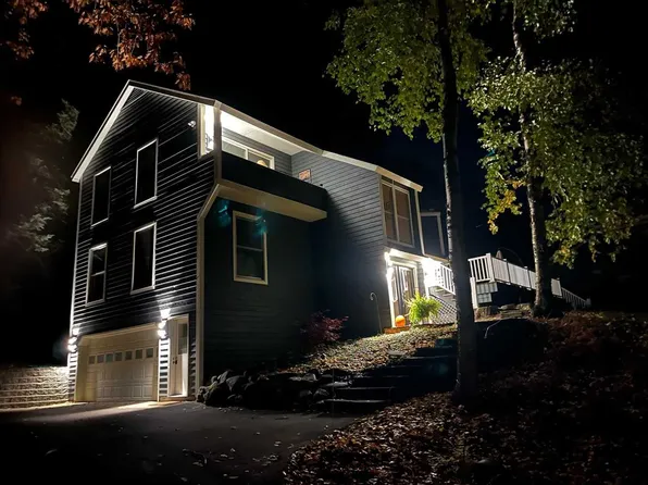 1261 Pinetree Trl, Harbor Springs, MI 49740