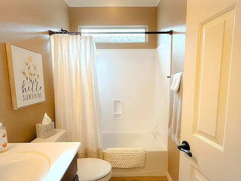16813 S 178th Dr — Photo 10
