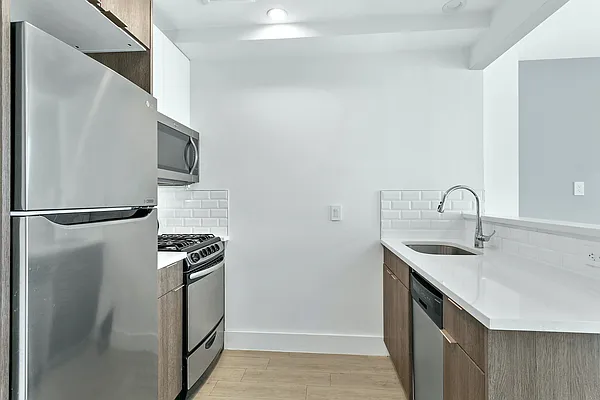 Rented by Corcoran | media 26