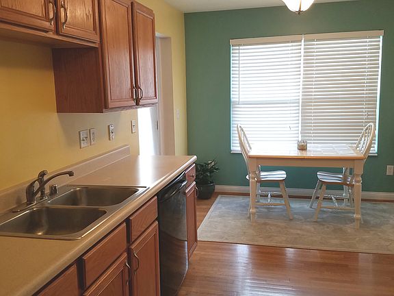 2nd image of 1250 Munsford Ct
