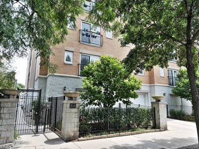 2021 N Kedzie Ave APT 4D, Chicago, IL, 60647