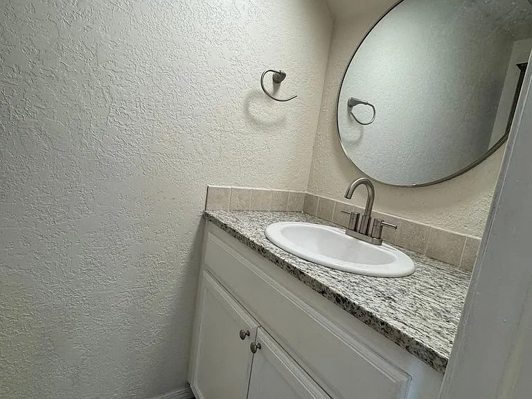 1301 SW Washington Ave #2 — Photo 9