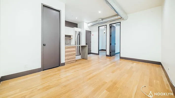 Rented by Nooklyn NYC LLC | media 9