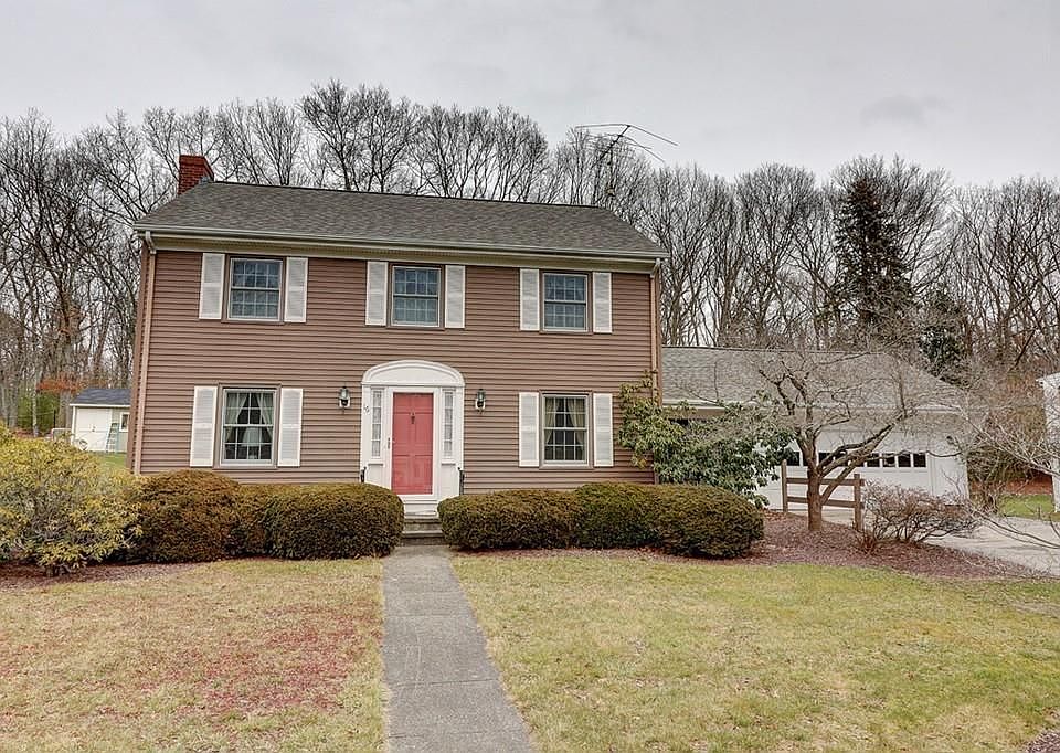 1st image of 16 Arnold Dr