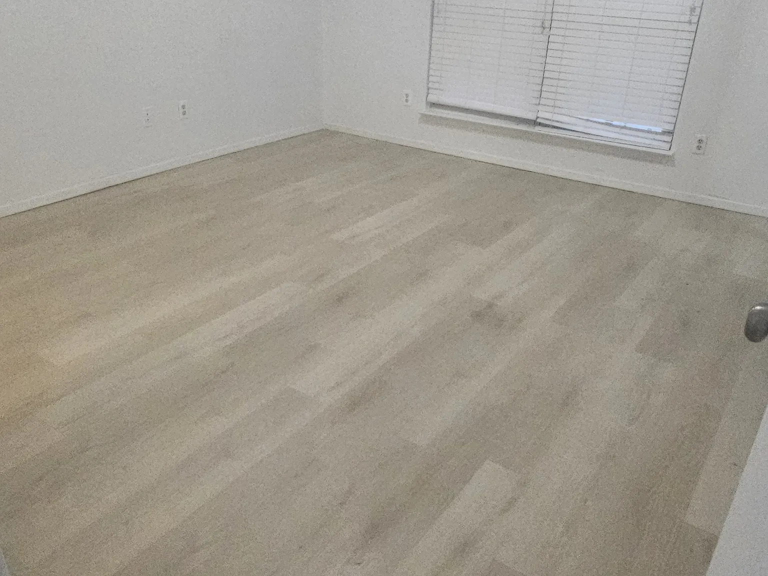 2 bed, 2.5 bath, 1254 sqft, $1,950 — Photo 4
