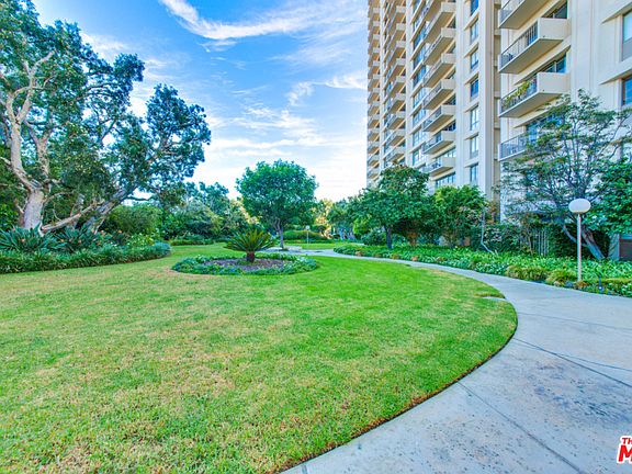 5th image of 2170 Century Park E APT 1704
