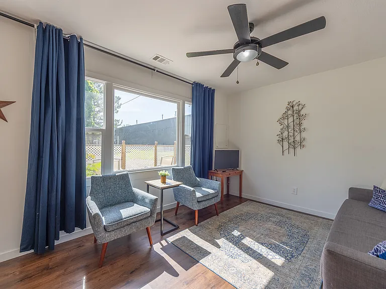 2906 Blue Star Hwy #3 — Photo 4