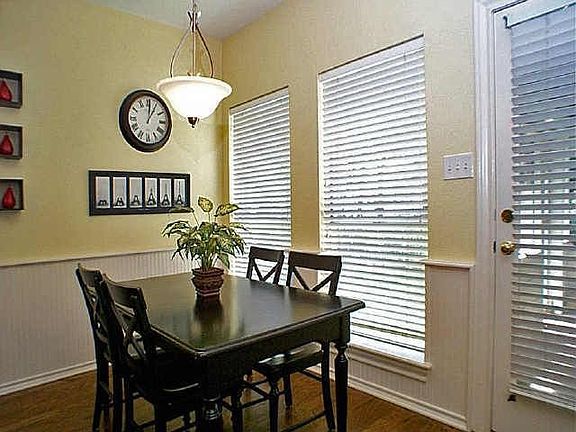 5th image of 2700 Cypress Hills Ct