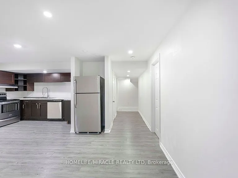 1330 Aldergrove Dr #BASEMENT — Photo 3