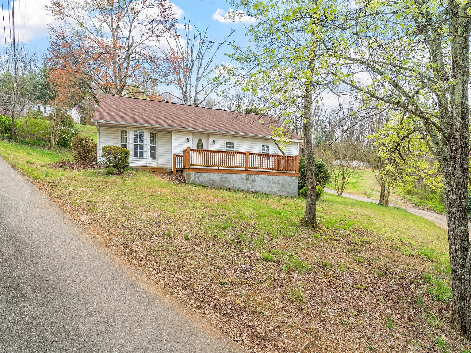 (ACHMidLDov) 9907 Donovan Lane - 0 — Photo 2