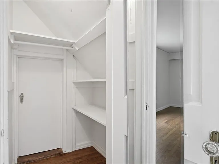 2878 N Hills Dr NE — Photo 25