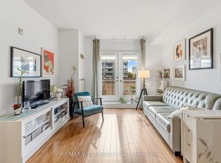 4196 Dundas St W #402, Toronto, ON M8X0A3