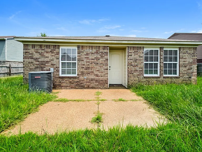 4613 Sweet Whisper Ln — Photo 16