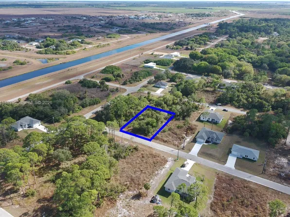 315 Ivanhoe Ave, Labelle, FL 33935