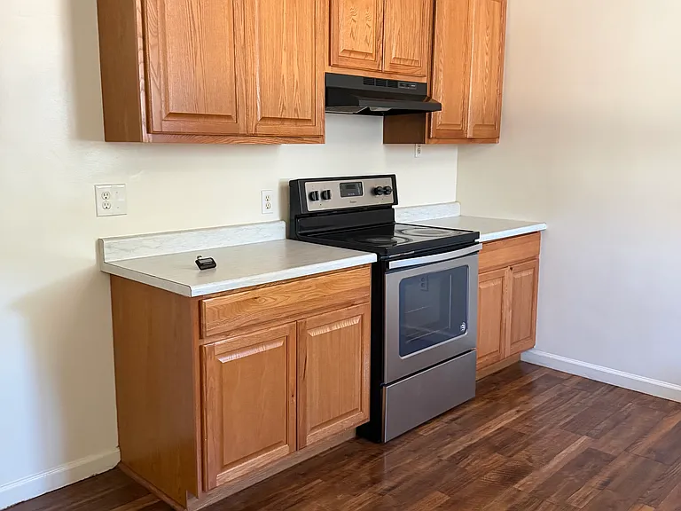 908 S Latimer St — Photo 9