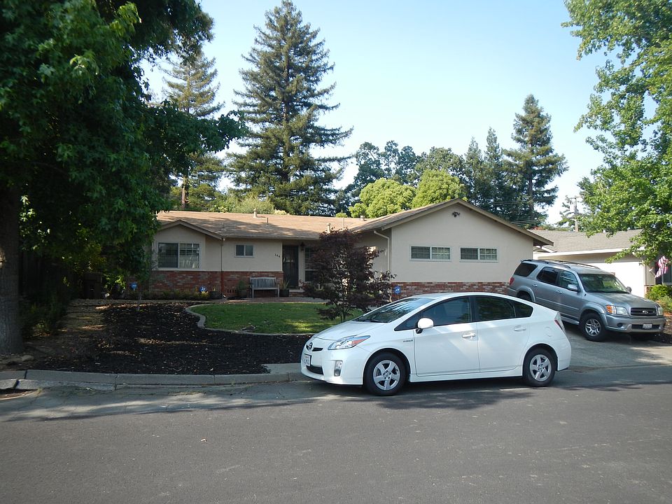 1st image of 144 Karen Dr