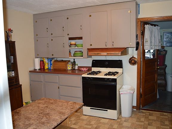 3rd image of 507 W South St