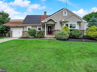 29 Sedgwick Rd, Hamilton, NJ 08690