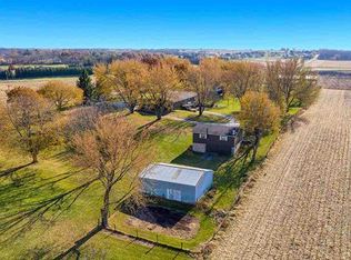 1989 Grand Detour Rd, Dixon, IL 61021