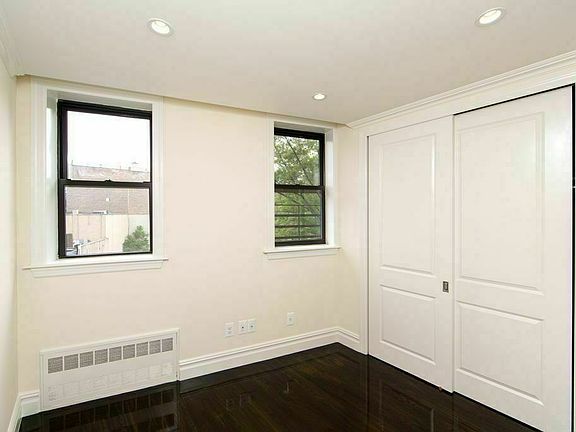 4th image of 535 Hudson St APT 3F