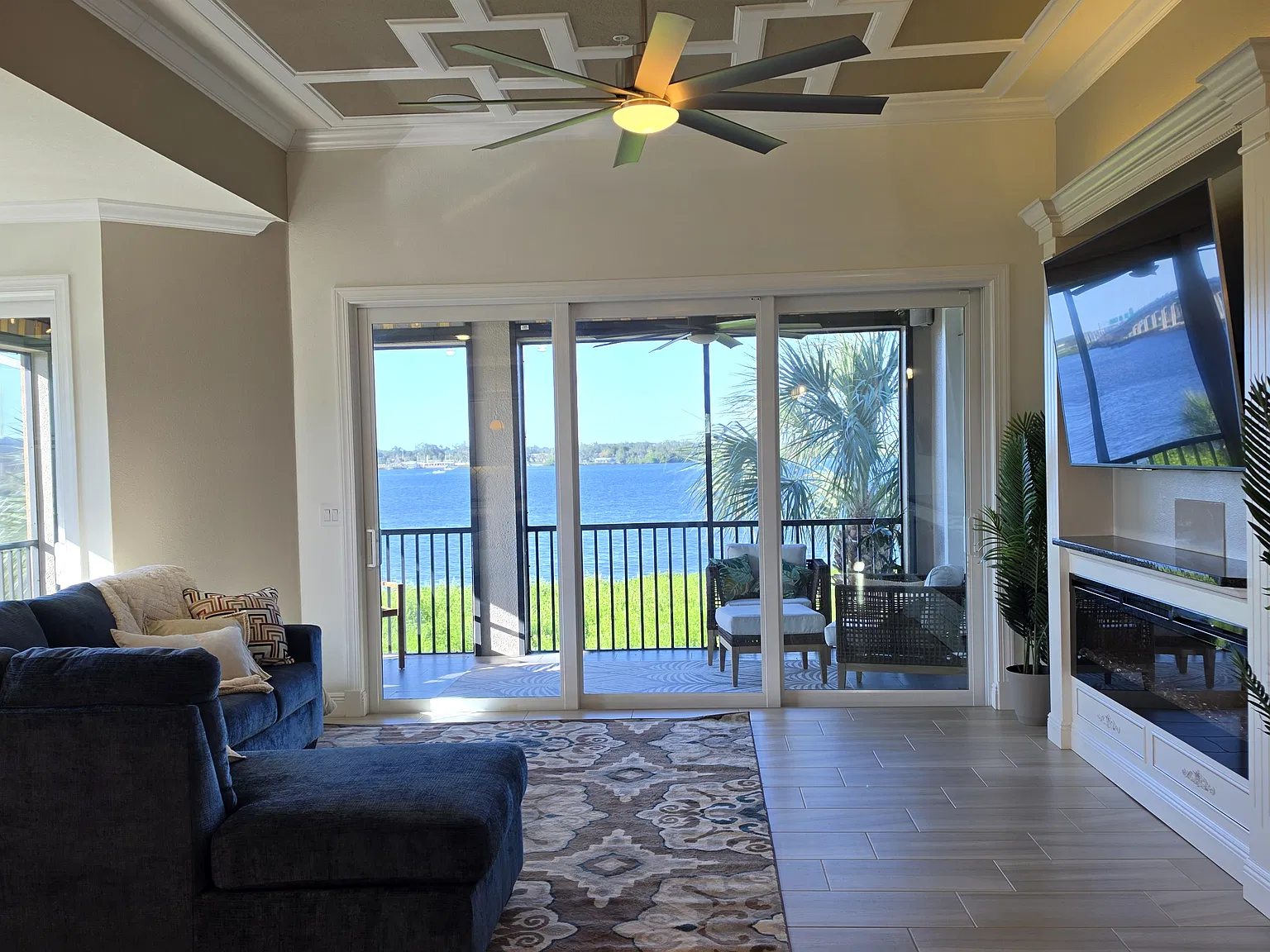 3 bed, 2332 sqft, $4,750 — Photo 4