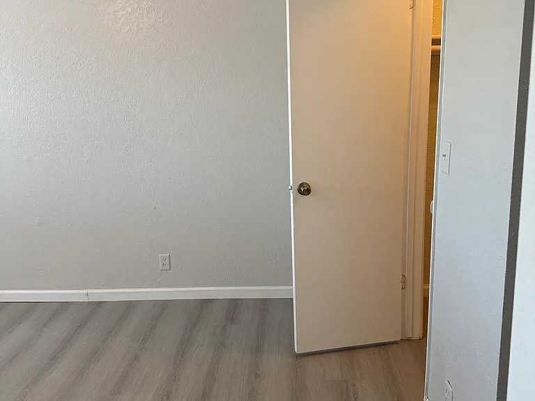 2521 Plantation Pl — Photo 11